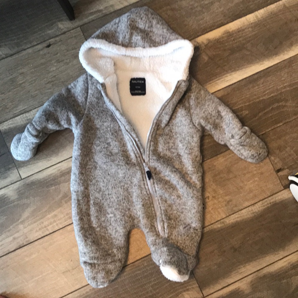 Sherpa line snowsuit 0-3 months